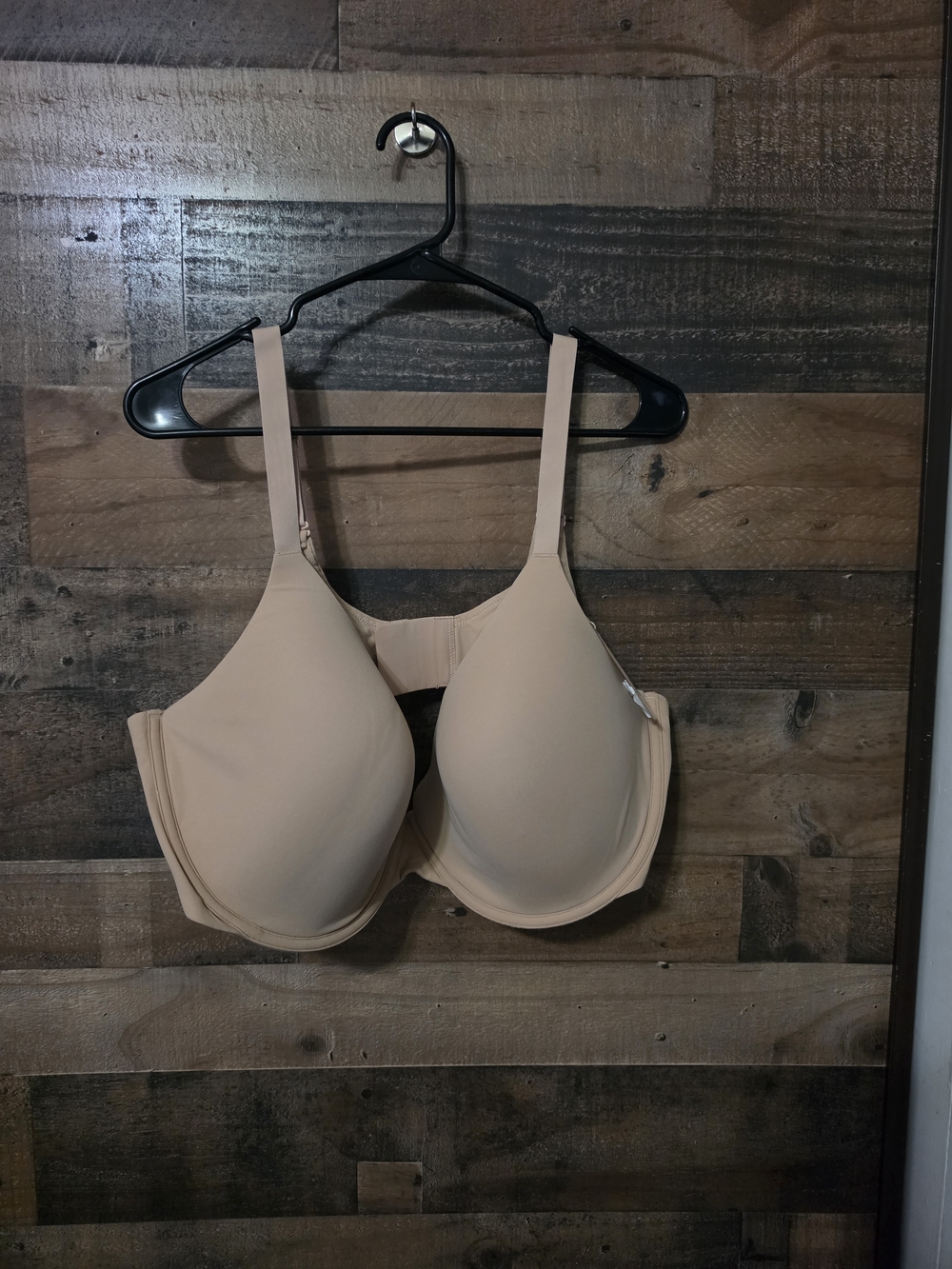 SKIMS Nude Seamless T-Shirt Bra with Smooth Cups
